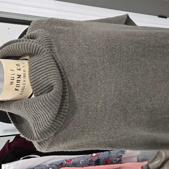 Cozy Green/grey Knit Poncho - Picture 3 of 4